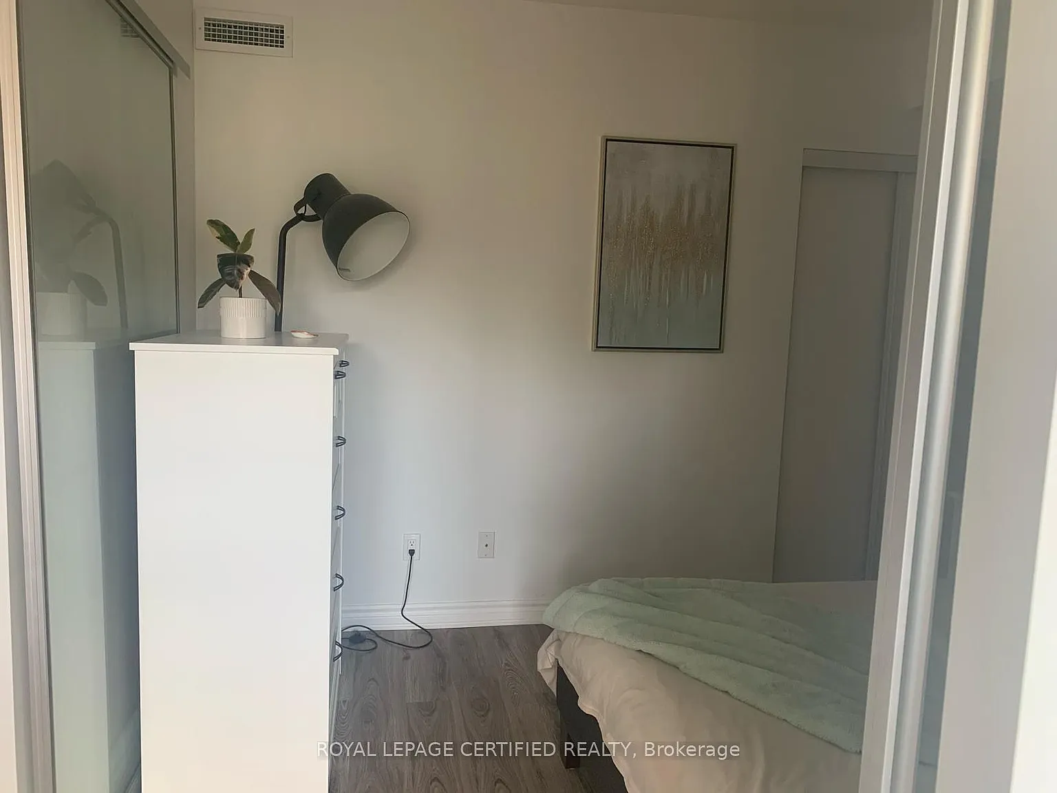 The Sweetlife Condos — Photo 3