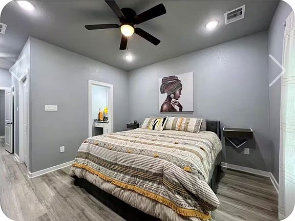 4th image of 7925 Brandon St #B