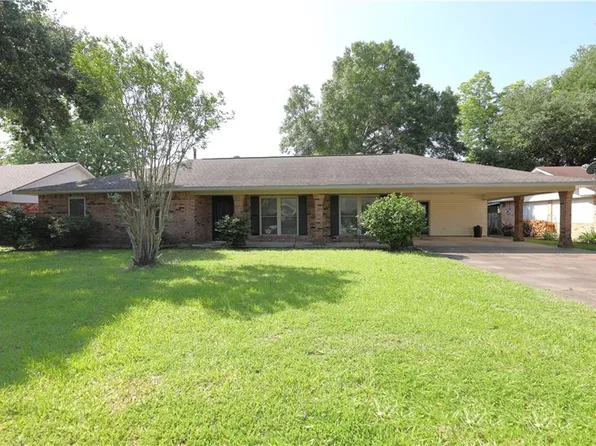 3925 Lexington Dr, Alexandria, LA 71303