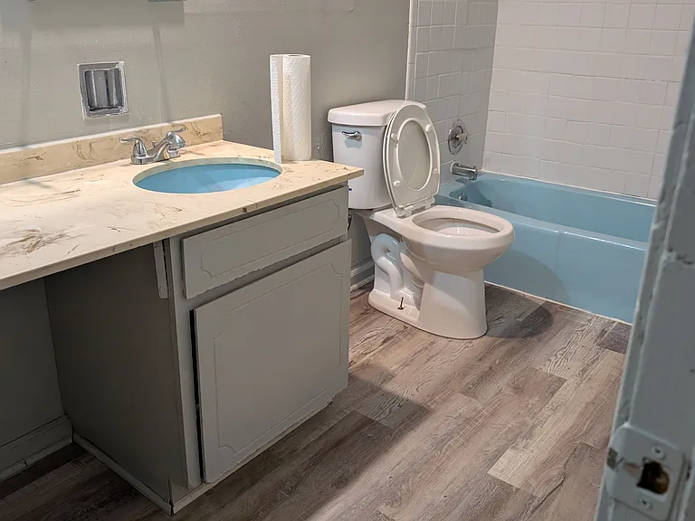 505-515 Stevens Dr #103 — Photo 6