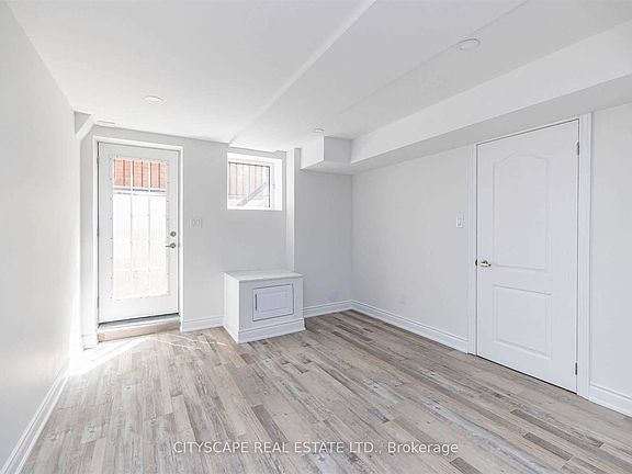 3rd image of 50 Humberside Ave #Basement
