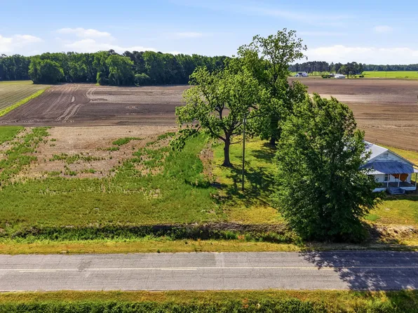 309 Flowers Road, Mount Olive, NC 28365