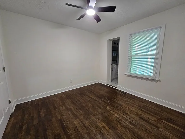 4909 Walnut Dr — Photo 15