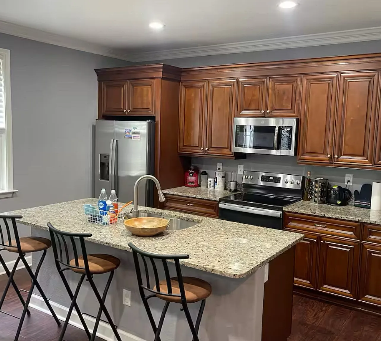 2306 Wyoming Ave — Photo 1