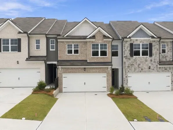 2350 Carlton Pkwy, Douglasville, GA 30135