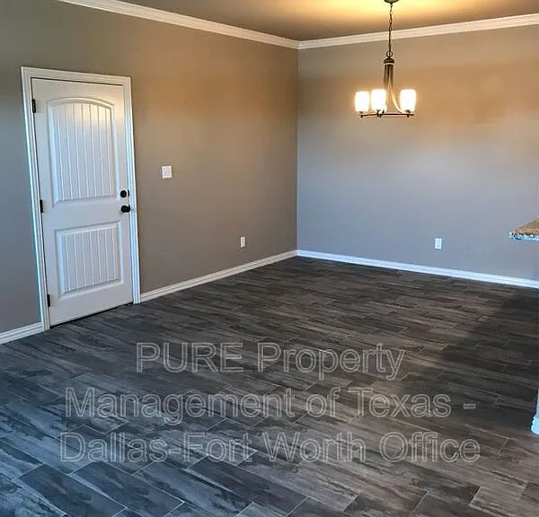 3011 Enchanted Rd — Photo 10