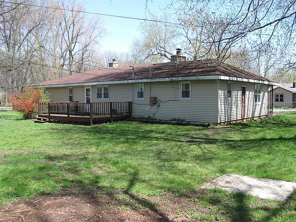 3rd image of 145 Campbell Ave