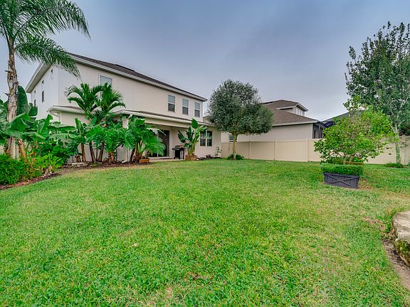 3rd image of 7436 Pomelo Grove Dr