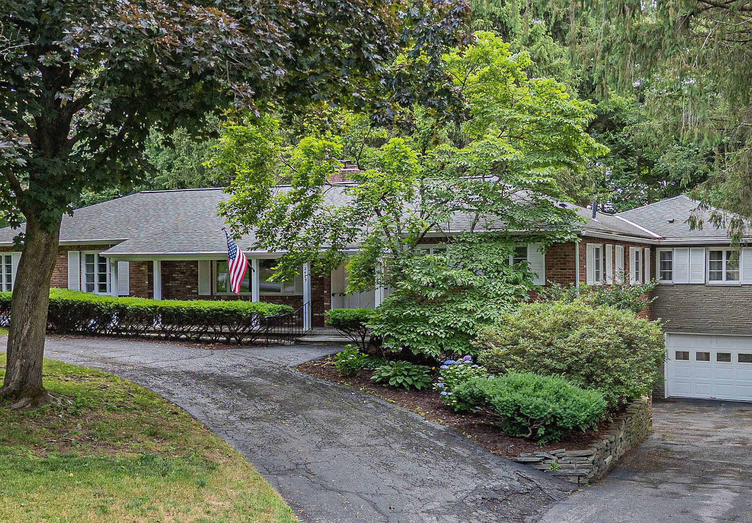 2489 Hilltop Road, Niskayuna, NY 12309 | Zillow