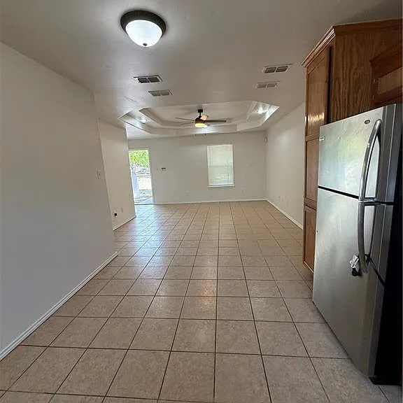 523 Perkins Ave — Photo 4