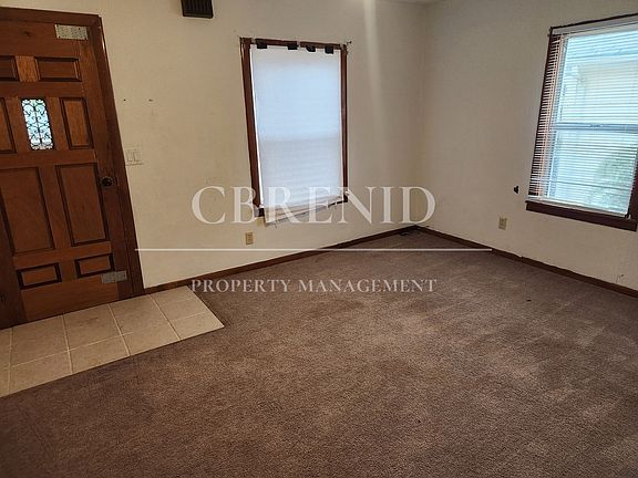 3rd image of 2309 E Cypress Ave