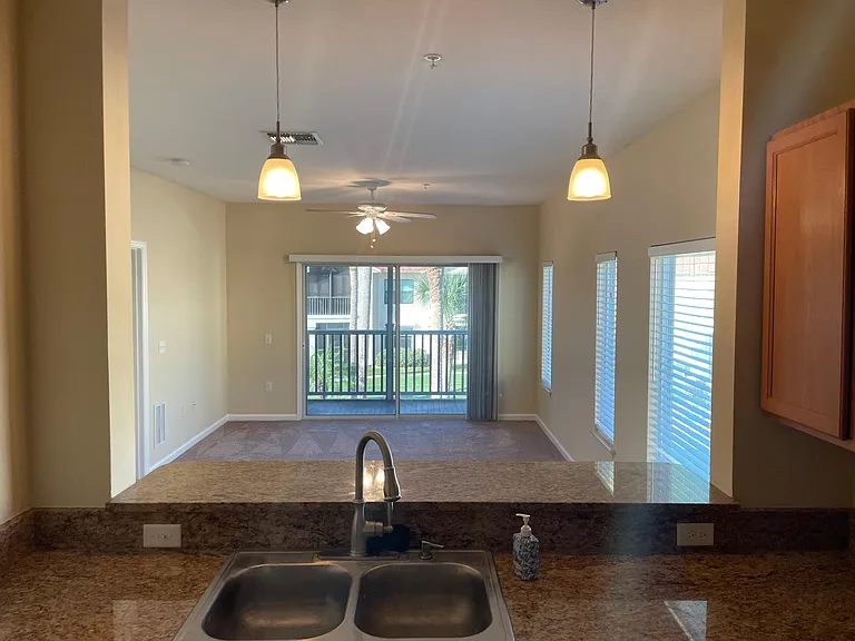 403 Bouchelle Dr #212 — Photo 4