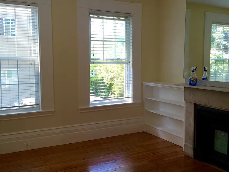 365 Harvard St — Photo 8