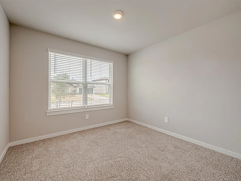 19010 Norbury Park Ln — Photo 15