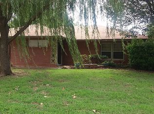2404 N Towry Dr, Midwest City, OK 73110