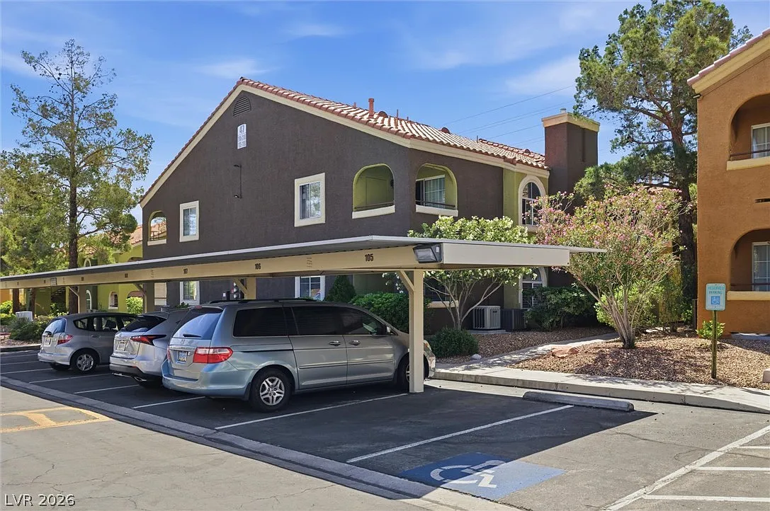 2 bed, 2.0 bath, 1023 sqft, $1,500 — Photo 2