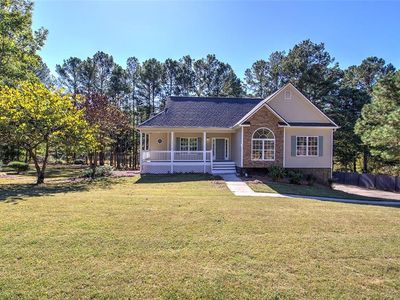 135 Greatwood Dr, White, GA, 30184