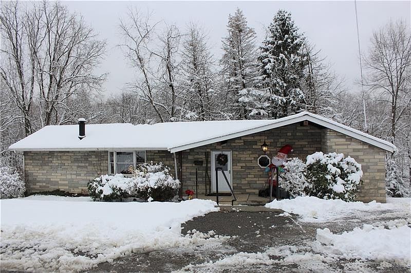 1st image of 162 Chestnut St