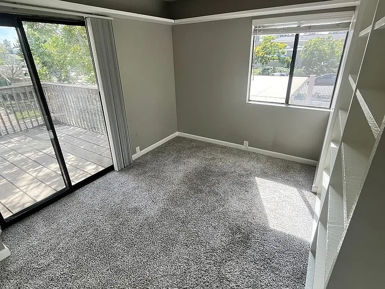 8126 Camino Tranquilo — Photo 22