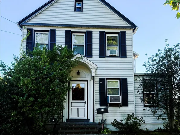 24 Hicks Lane, Great Neck, NY 11024
