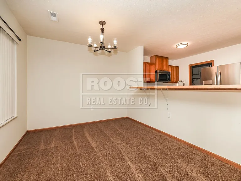 3985 Covington Dr — Photo 5