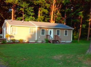 20350 Colton Point Rd, Coltons Point, MD 20626