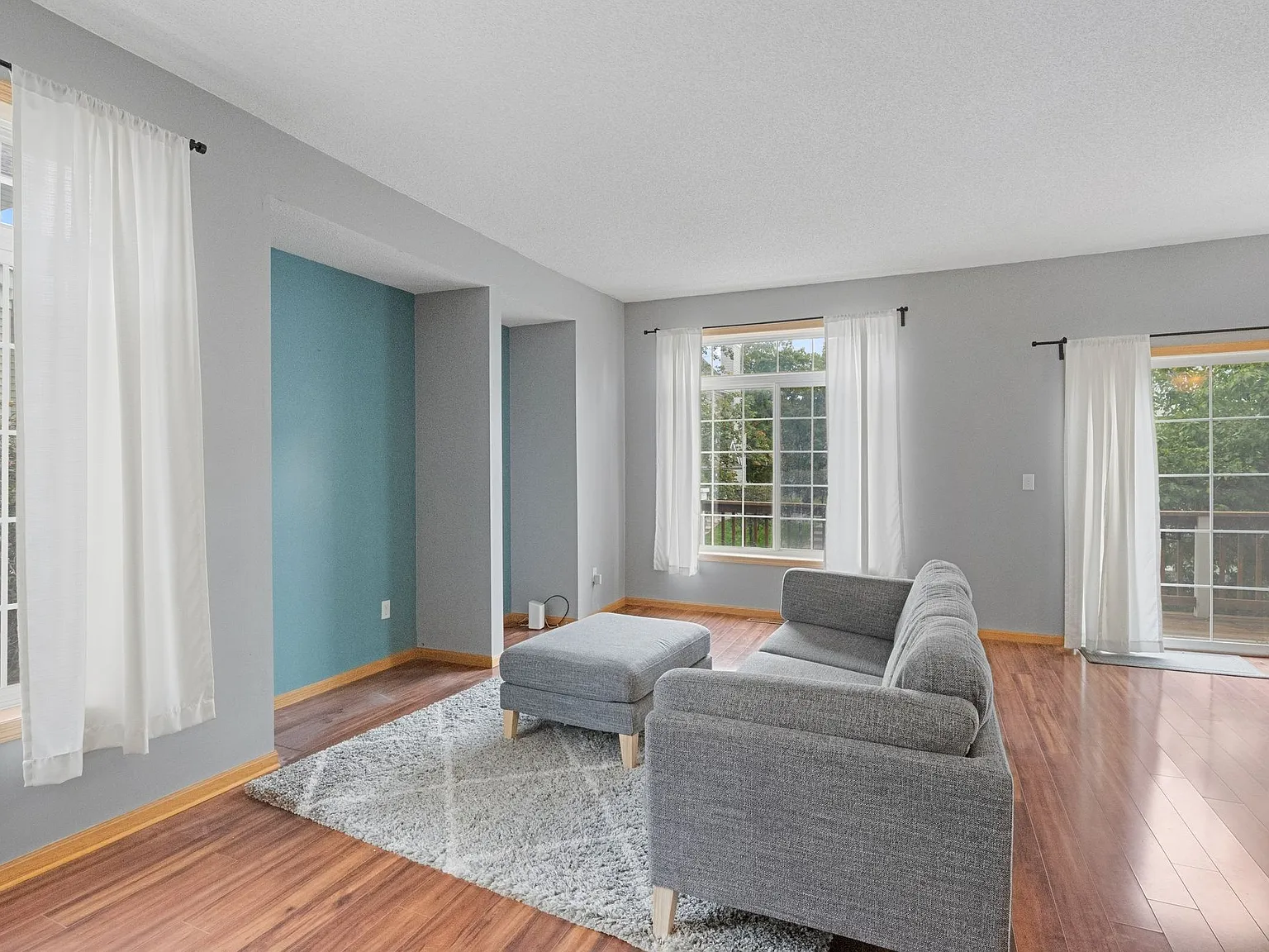 207 Christenson Way Northeast - 0 — Photo 3