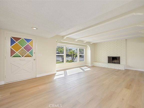 4th image of 11305 Loch Lomond Rd