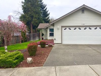 1106 Greenwood Ave, Grants Pass, OR, 97526
