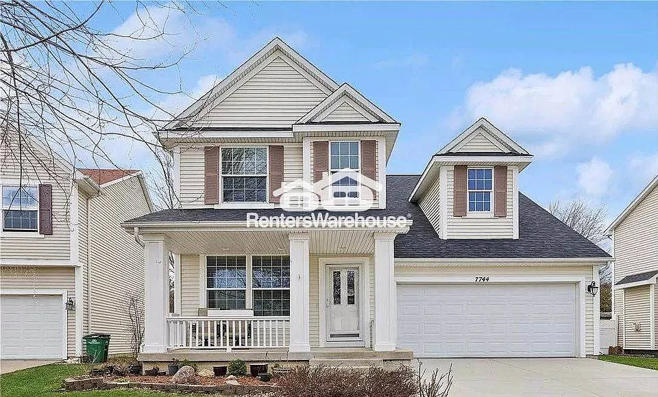 4 Bedroom/3.5 Bathroom West Des Moines, IA 50266 — Photo 4