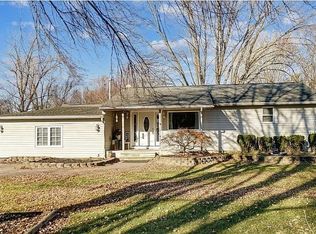 45106 Harris Rd, Belleville, MI 48111