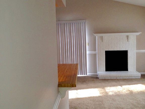 3rd image of 4807 Tunlaw Ct