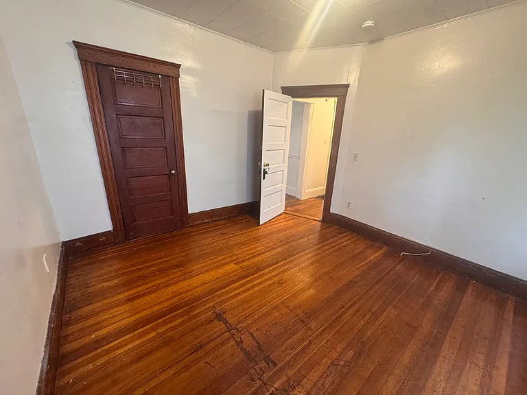 23 Belmont St #1 — Photo 7