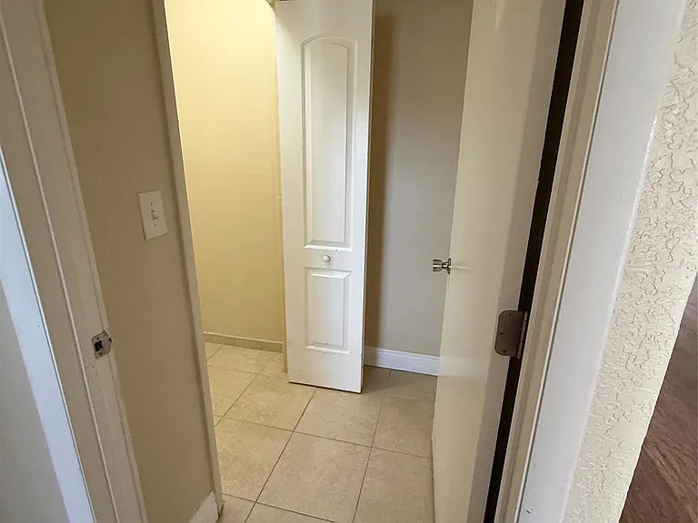 1200 NW 87th Ave #114 — Photo 18