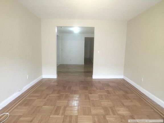 3rd image of 400 Fort Washington Ave APT 3E