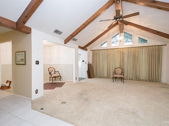 5th image of 104 Bouganvilla St