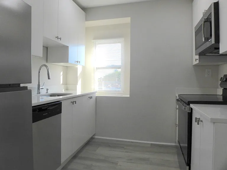 45 Bennington St — Photo 13