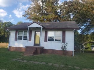 283 River Rd, Mayodan, NC 27027