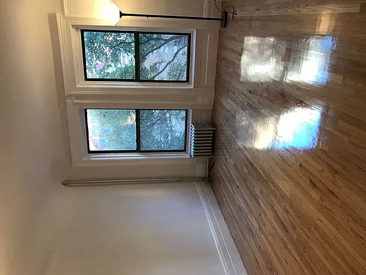 Rented by Michael Apfelbaum, LREB | media 9