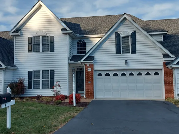 111 Carriage Point Ln, Glen Allen, VA 23059