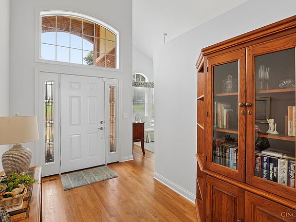 3rd image of 9 Edinburgh Pl