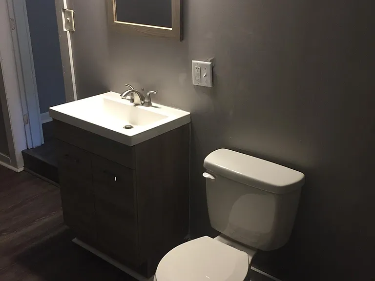 824 Saratoga St #1 — Photo 5