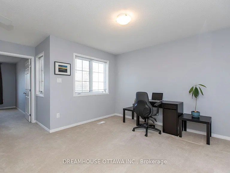 158 Patriot Pl — Photo 23