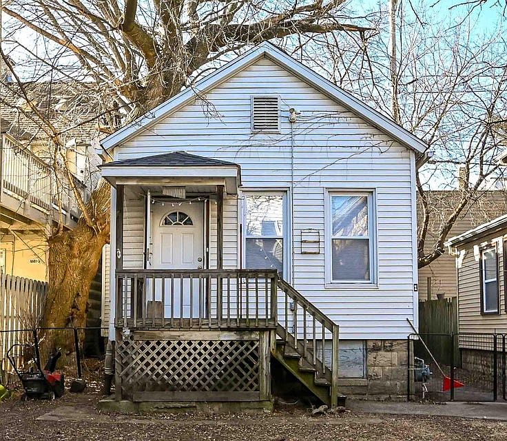 1st image of 1685 N Franklin Pl #C