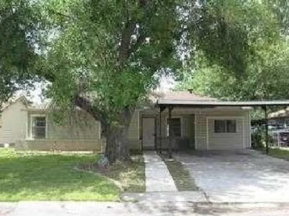 1404 Birchwood Dr, Pasadena, TX 77502
