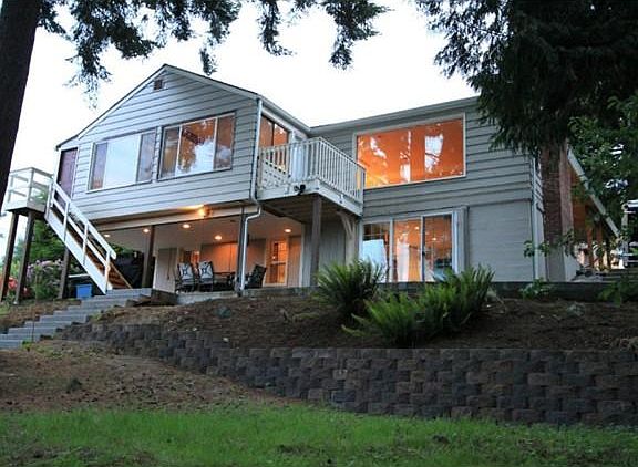 2nd image of 10808 24th Ave NE