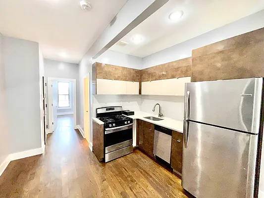 Rented by Pear NYC LLC | media 39