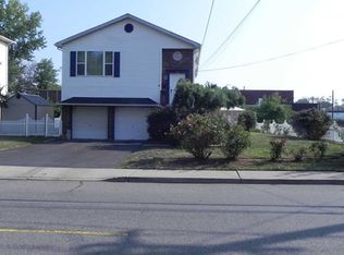 75 Washington Ave, Little Ferry, NJ 07643