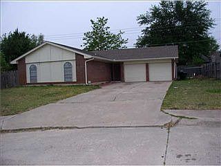 1st image of 140 Chickasaw Ln