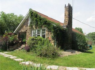 512 Mercer Rd, Slippery Rock, PA 16057